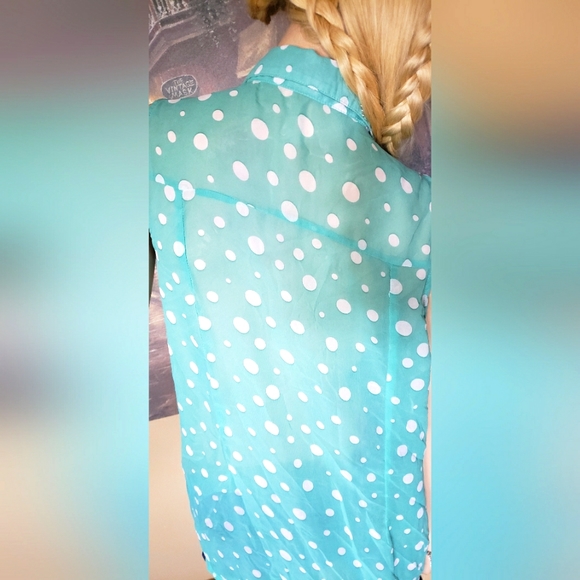 😍Women's Pre-loved Sheer Polka dot Casual Top😍 - Picture 6 of 6